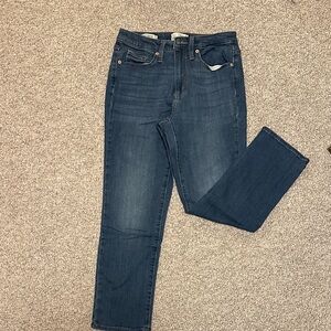 Universal Thread Straight Leg Jeans